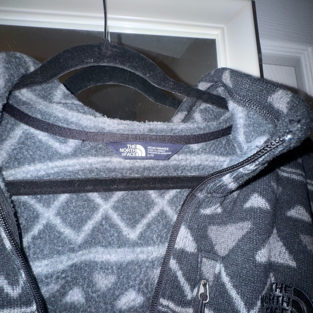 Black / Gray Patterned Pullover North Face - image 4